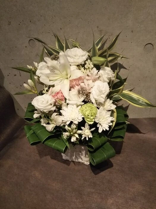 画像16359：情熱のレッドの花達は大切な方への架け橋になります