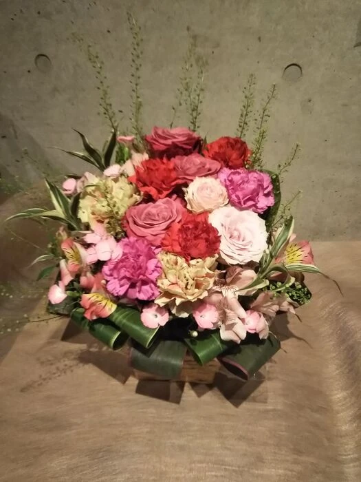 画像17435：情熱のレッドの花達は大切な方への架け橋になります