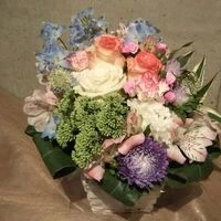 画像17437：情熱のレッドの花達は大切な方への架け橋になります